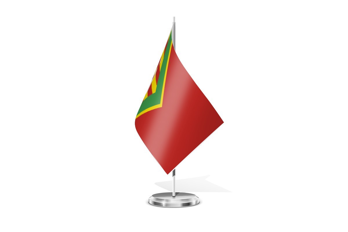 Bandera de mesa de Val de San Martín