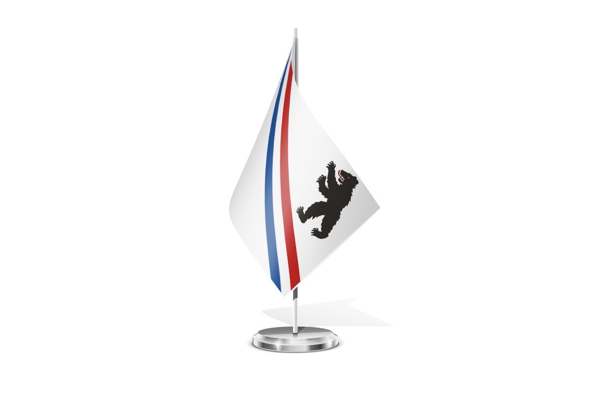 Bandera de mesa de Cuevas Labradas