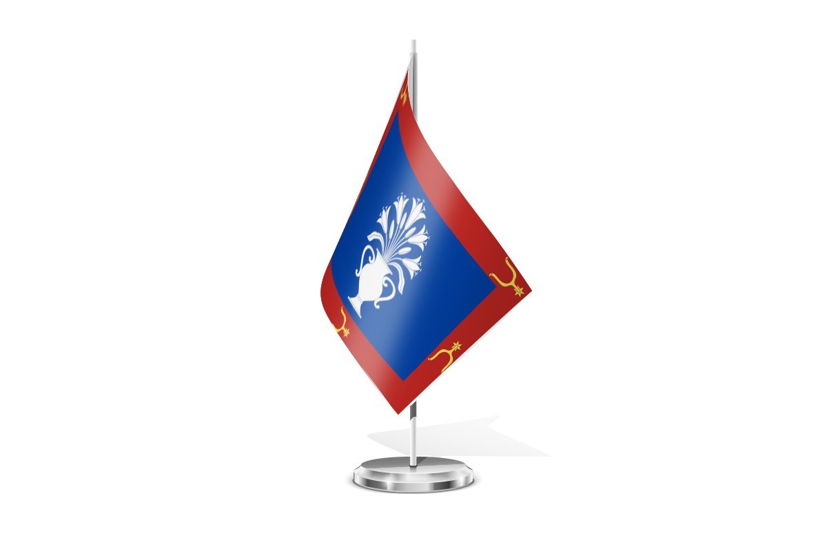 Bandera de mesa de Santa María de los Caballeros