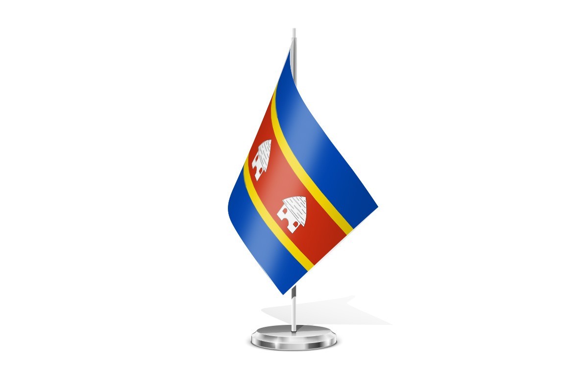 Bandera de mesa de Cabañas de Sayago