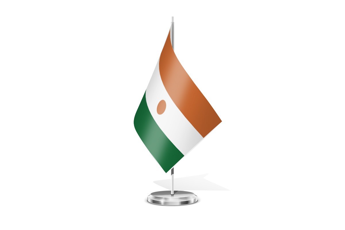 Bandera de mesa de Niger