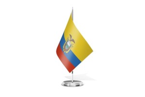 Bandera de mesa de Ecuador con escudo 123