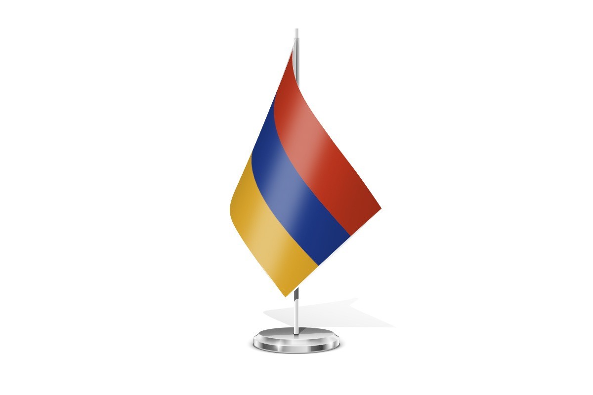 Bandera de mesa de Armenia sin escudo