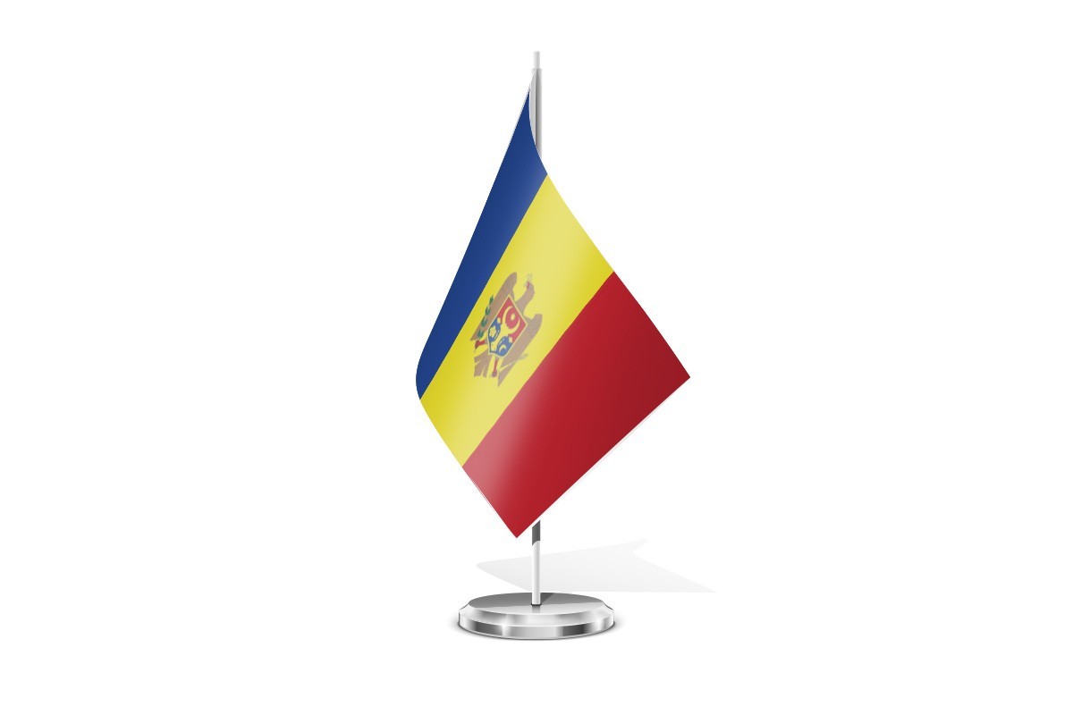 Bandera de mesa de Moldavia