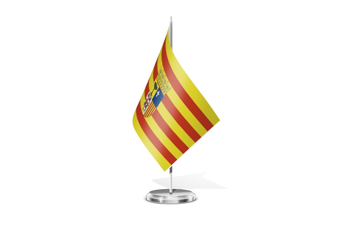 Bandera de mesa de Aragón con escudo
