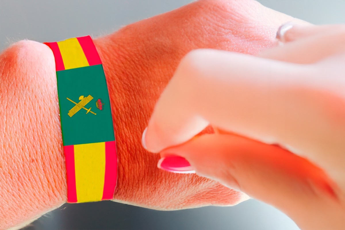 Pulsera de España con escudo de la Guardia Civil