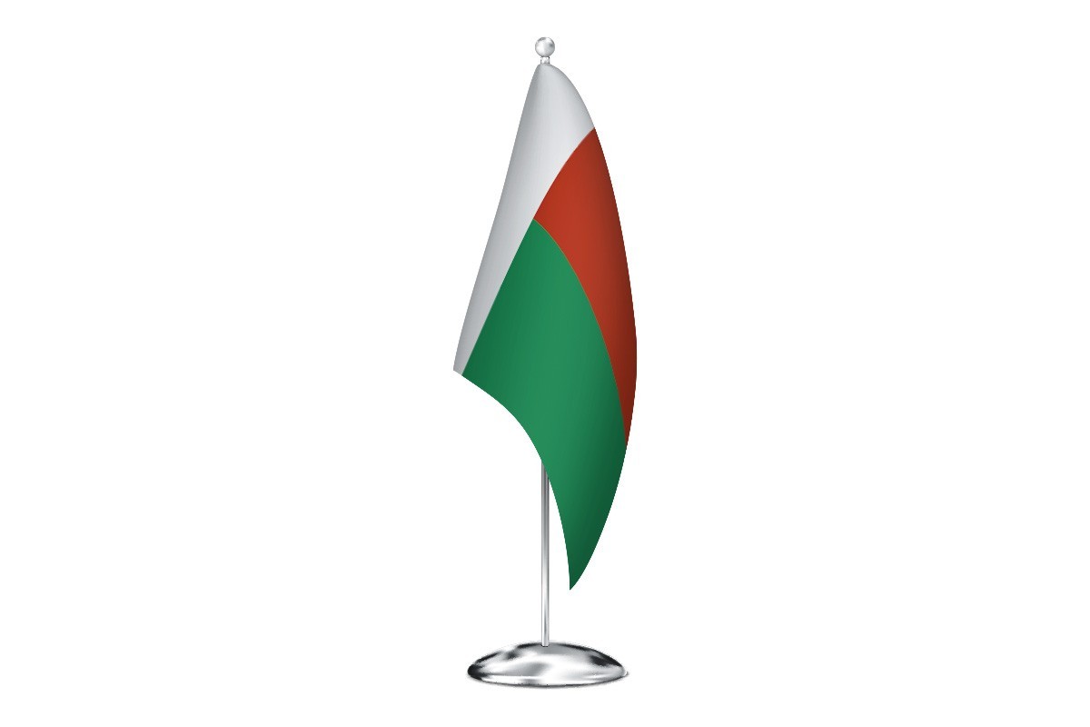 Bandera de despacho de Madagascar sin escudo de alta calidad