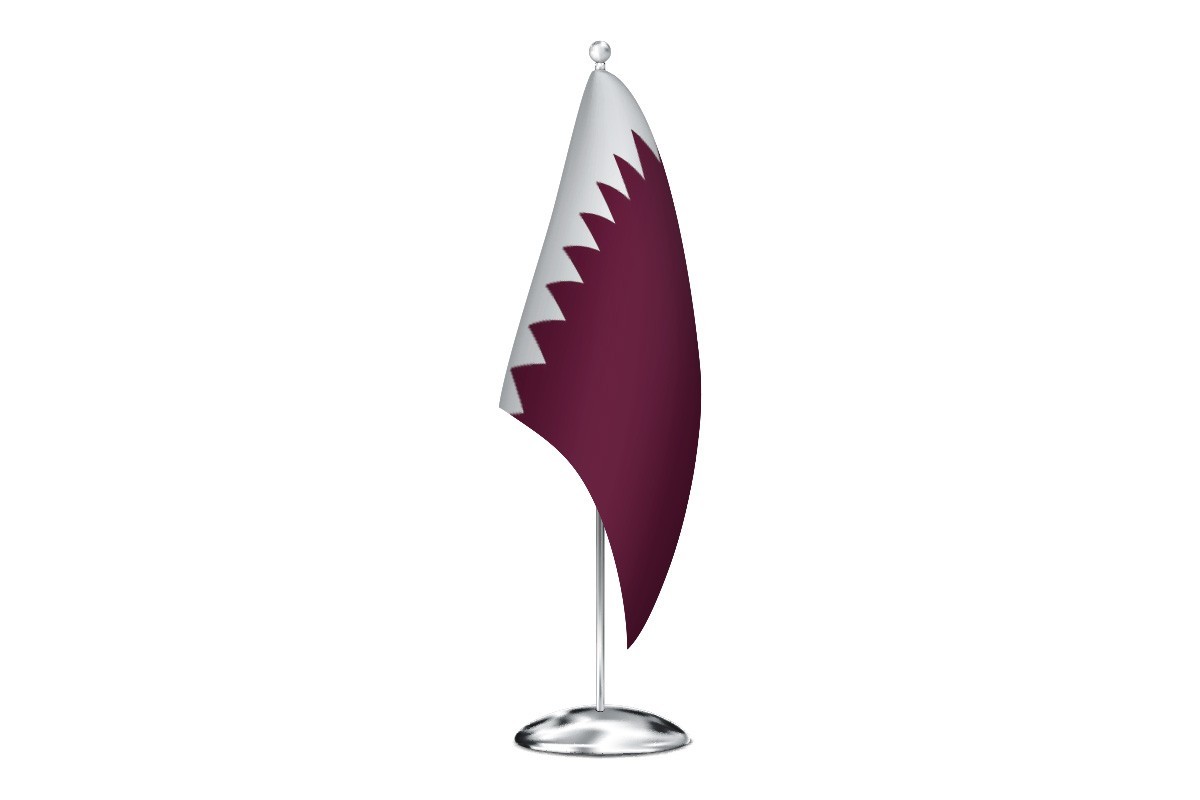 Bandera de despacho de Qatar con escudo de alta calidad