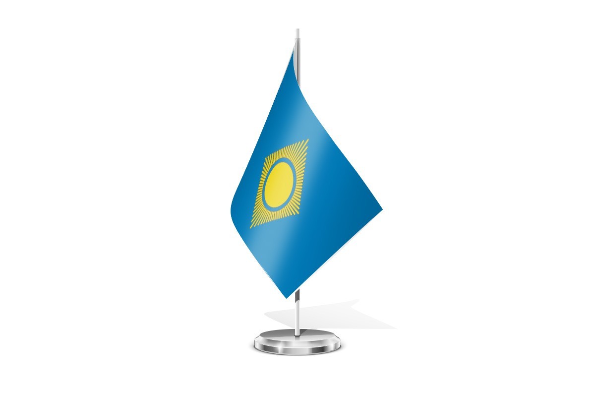 Bandera de mesa de Iruña Oka