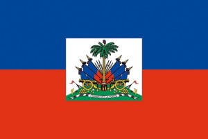 Bandera de mesa de Haiti con escudo