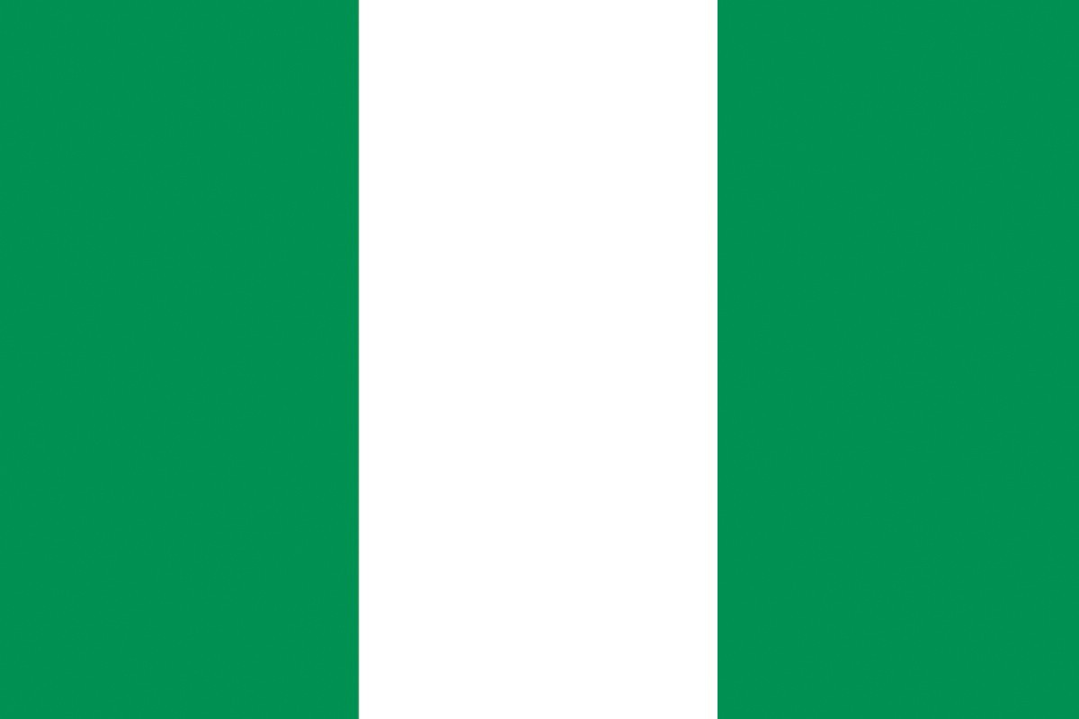 Bandera de mesa de Nigeria sin escudo