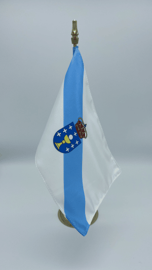 BANDERA GALICIA CON ESCUDO - Banderas del Mundo, Banderas y Mástiles